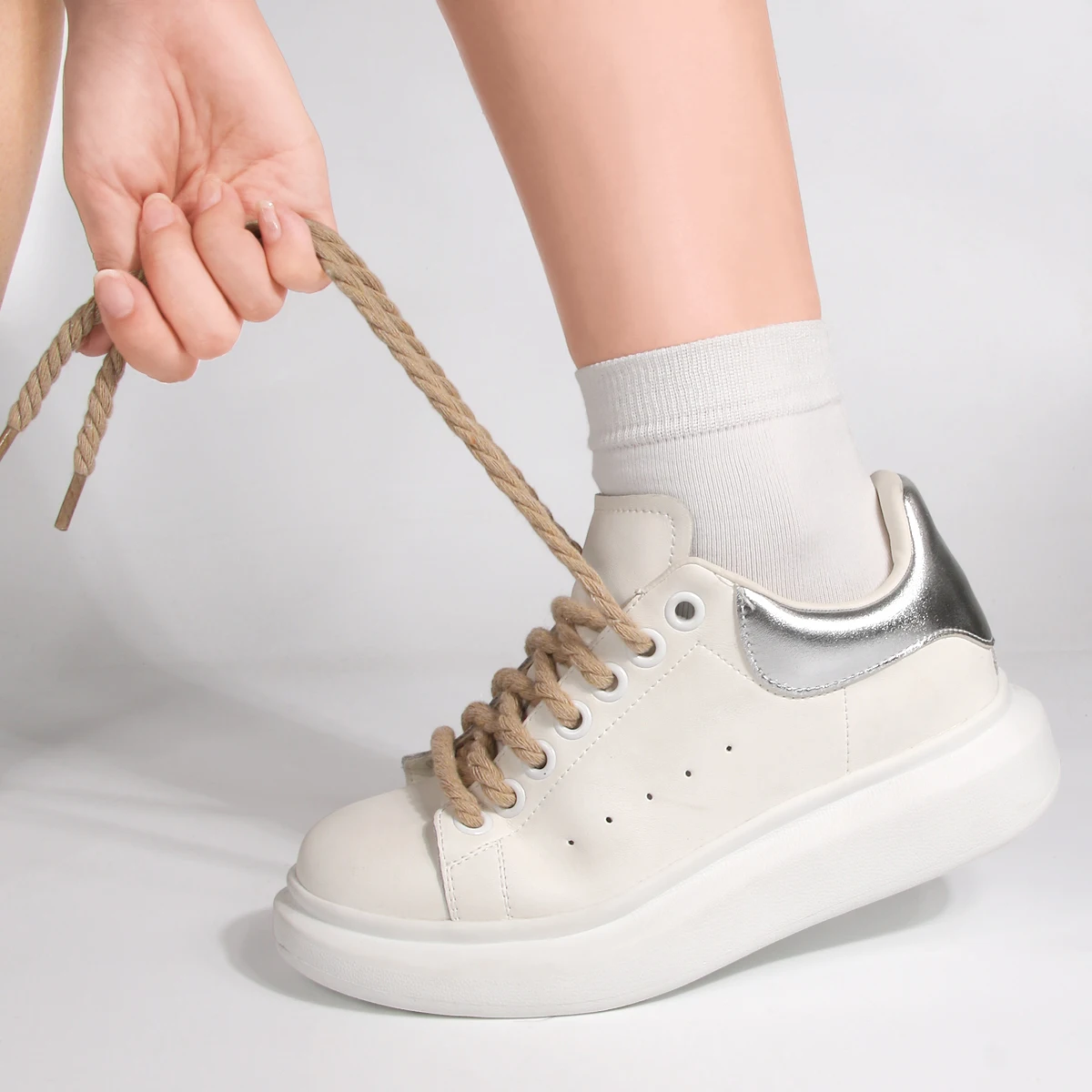 Lacci per scarpe rotondi in corda di canapa spessa 0,7 cm |   Lacci per scarpe in tessuto poliestere-cotone di colore puro |   Lacci intrecciati color macaron