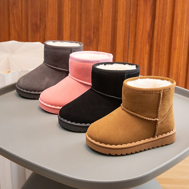 Crianças botas de neve estilo conciso de pelúcia grosso inverno crianças bota curta cor sólida deslizamento-on unisex clássico meninos meninas sapatos 23-36