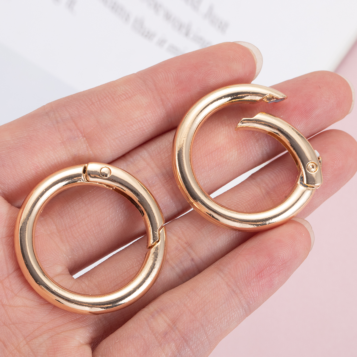 5 szt. Okrągłe karabińczyki sprężynowe, otwierane kółka do kluczy, zapięcia do samodzielnego tworzenia biżuterii, akcesoriów do torebek na telefon