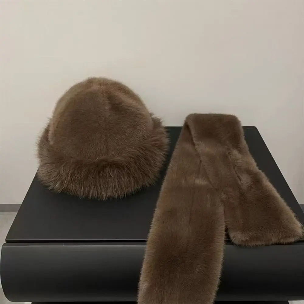 Set di sciarpe per cappelli invernali in pelliccia sintetica alla moda, antivento, spesso e caldo, avvolgente per il collo, protezione per le orecchie in tinta unita