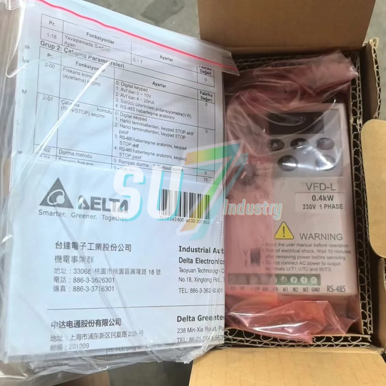 Frequency converter     VFD004EL21A      VFD004L21A    New original