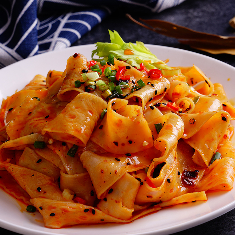 A-Kuan, Hot and Sour Red Oil Noodles, Pack of 4, 115g/pack