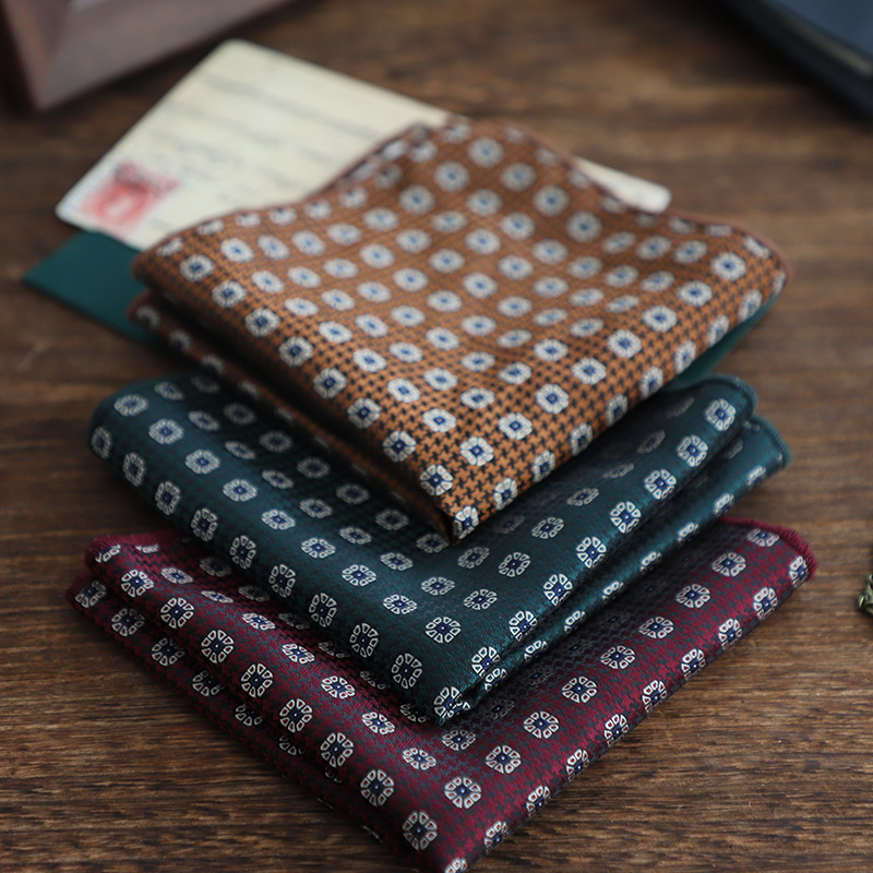 23 cm Gentleman Bruin Plaid Gestreepte Zakdoek Heren Polyester Jacquard Casual Pochet Trouwpak Accessoire Handdoek Sjaal