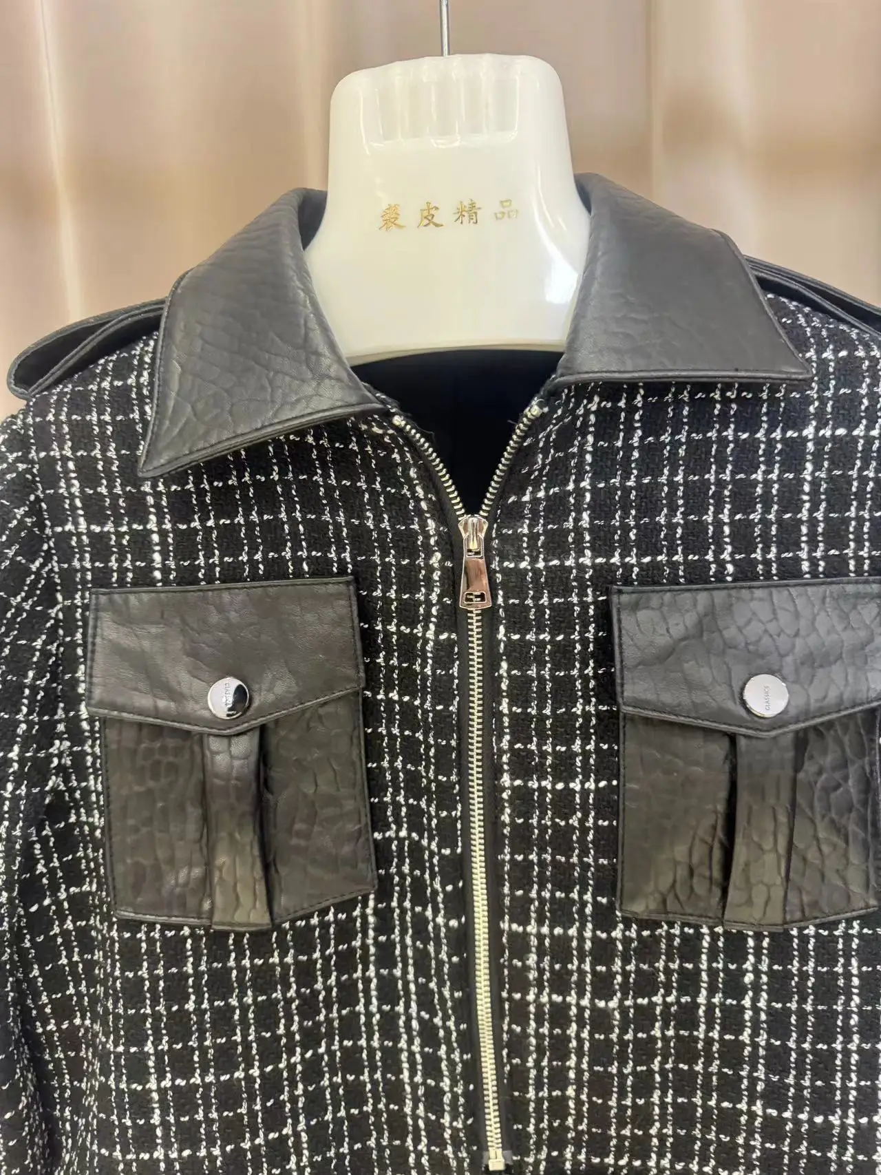 เสื้อหนังแกะแท้สำหรับผู้หญิงฤดูใบไม้ร่วงและฤดูหนาว2024