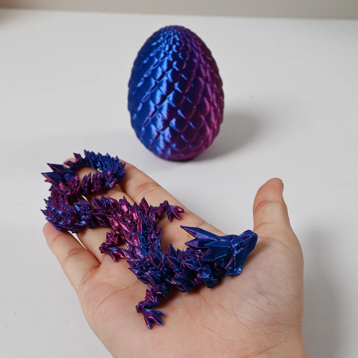 3D-gedruckter Drache im Ei, Kristalldrache mit Drachenei, lustige Heim- und Bürodekoration, chinesische Drachenfigur