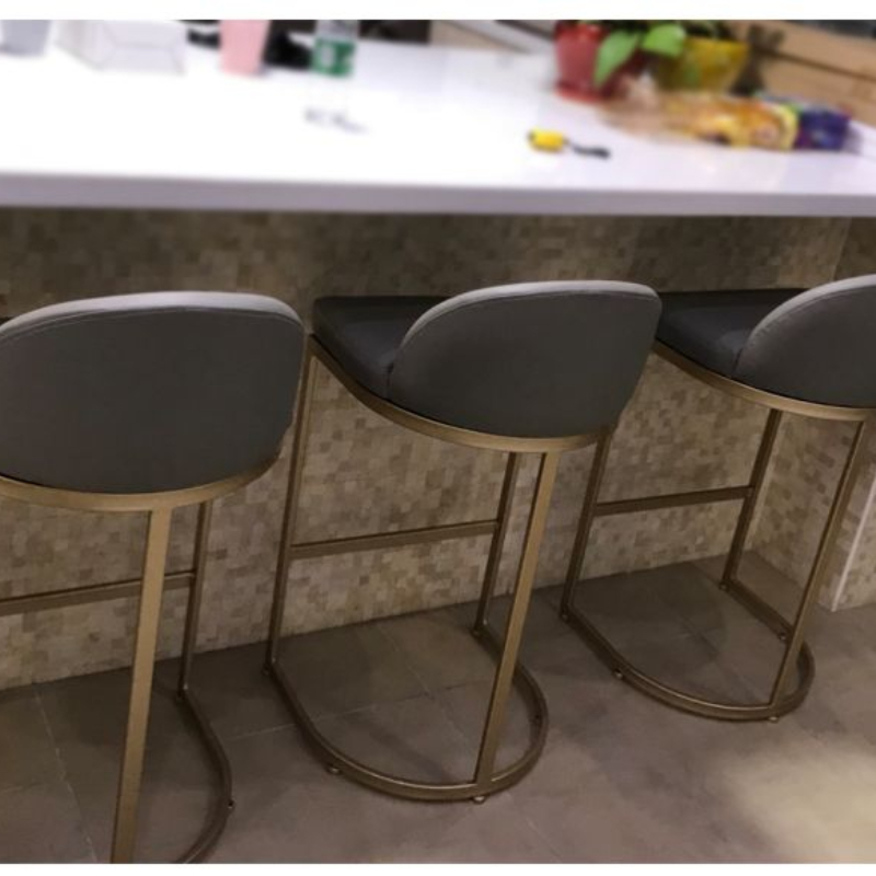 Nordic Bar Stuhl Hause Rückenlehne Barhocker Gold Einfache Freizeit Luxus Moderne Bar Stuhl Eisen Kunst Wohnkultur Möbel Zubehör