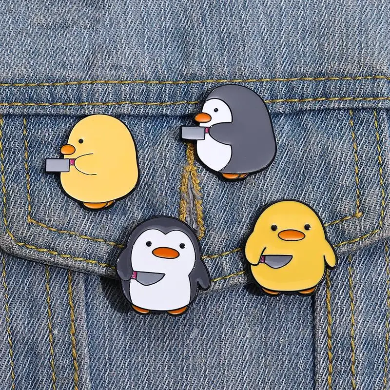 Pins Chick Little Penguin กริชมีดเข็มกลัดป้ายการ์ตูนสนุกสัตว์ของขวัญเครื่องประดับสําหรับเด็กเพื่อน Cutie Killer เคลือบ