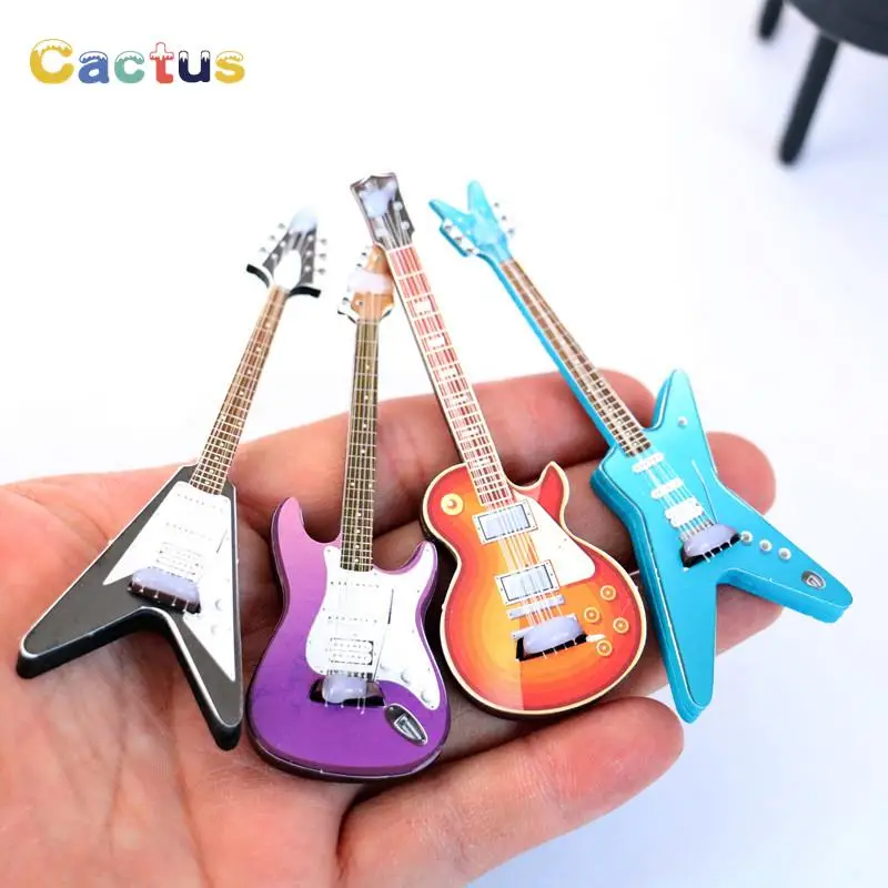 Juguetes de guitarra en miniatura para casa de muñecas, instrumento Musical, modelo de casa de muñecas, muebles, accesorios de decoración, 1/12