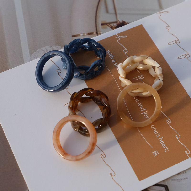 2 Buah/Set Y2k Gaya Ins Cincin Resin Akrilik Perhiasan Bohemian Kreatif Sederhana Retro Coklat Biru Aksesori Cincin Rantai