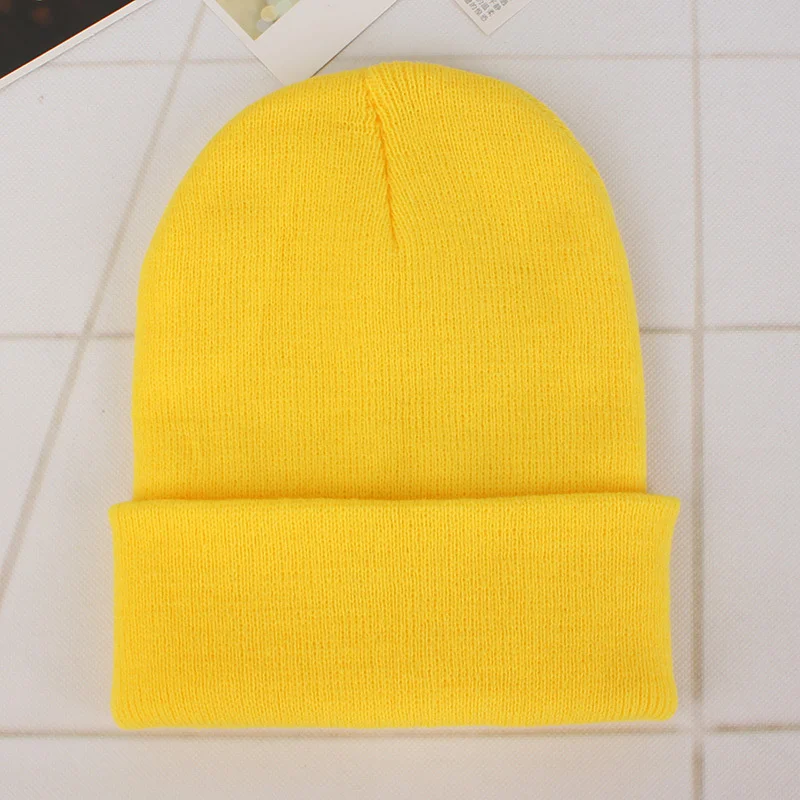 Gorros de punto de Color liso para hombre y mujer, gorros cálidos de esquí, gorros Multicolor, gorro elástico suave