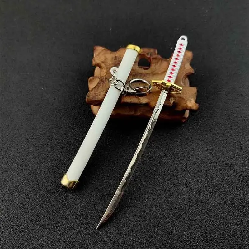MINI Roronoa Zoro SAMURAI ดาบพวงกุญแจอะนิเมะพลาสติก Scabbard Key CHAIN แหวน Katana หัวเข็มขัดสําหรับชายคอสเพลย์ของเล่นเครื่องประดับของขวัญ