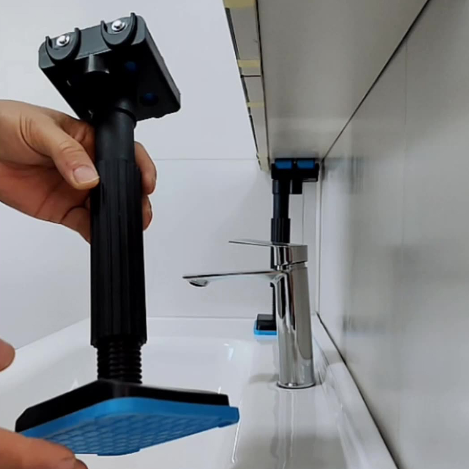 Cabinet Jack Support Height-Adjustable Lifting Bracket Wall Bathroom Cabinet Mounting Assistant Cabinet Door Installation Aid