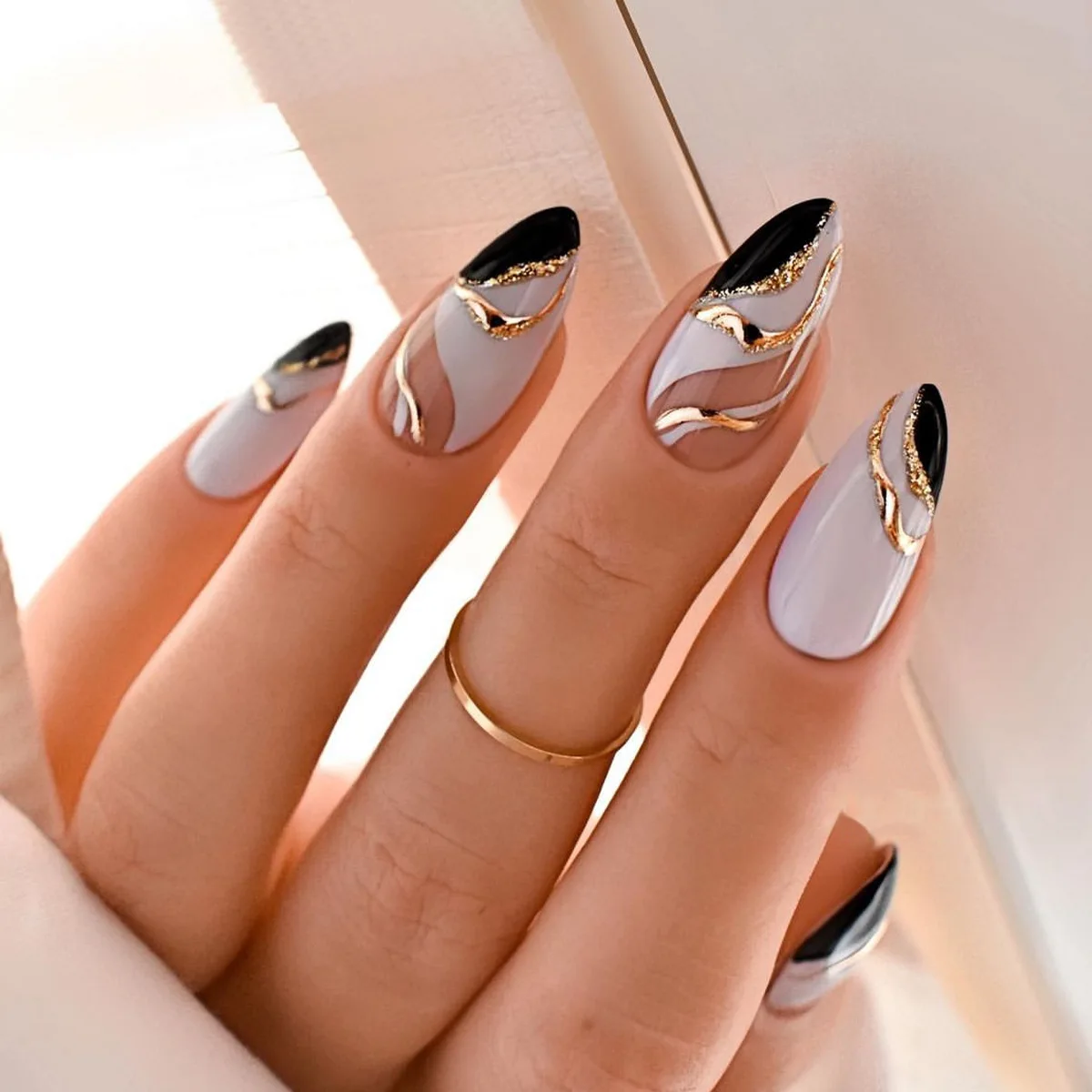Uñas postizas francesas de 24 piezas para mujer, Parche de Uñas postizas, estilo veraniego, diseño con purpurina, cobertura completa, usable