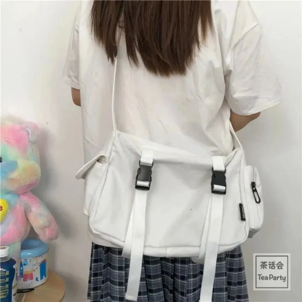 Torby crossbody z płótna dla kobiet, młodzieży i mężczyzn, modne, codzienne, pojemne torebki, torby na ramię, jednokolorowe damskie torby listonoszki.