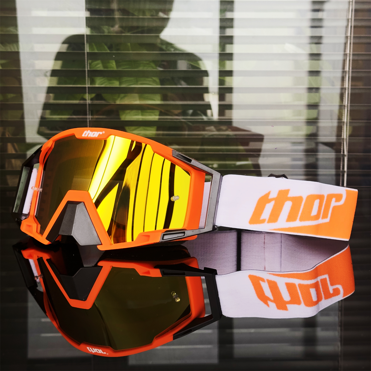 モトクロスメガネオートバイ ATV MTB クロスカントリー乗馬スポーツ MX ゴーグルオートバイヘルメット UV400 自転車ゴーグル