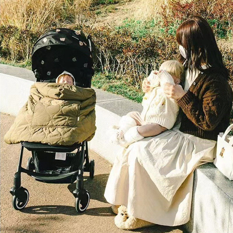 Cartoon Beer Kinderwagen Deken Cover Koreaanse Dikkere Pasgeboren Swaddle Wrap Cape Cape Winddichte Baby Slaapquilt