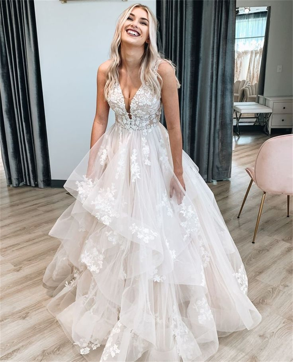 Sansa branco com decote em v فسات ört★ renda bordado tule vestidos de noche personalizado sem mangas inchado multicamadas vestidos de baile