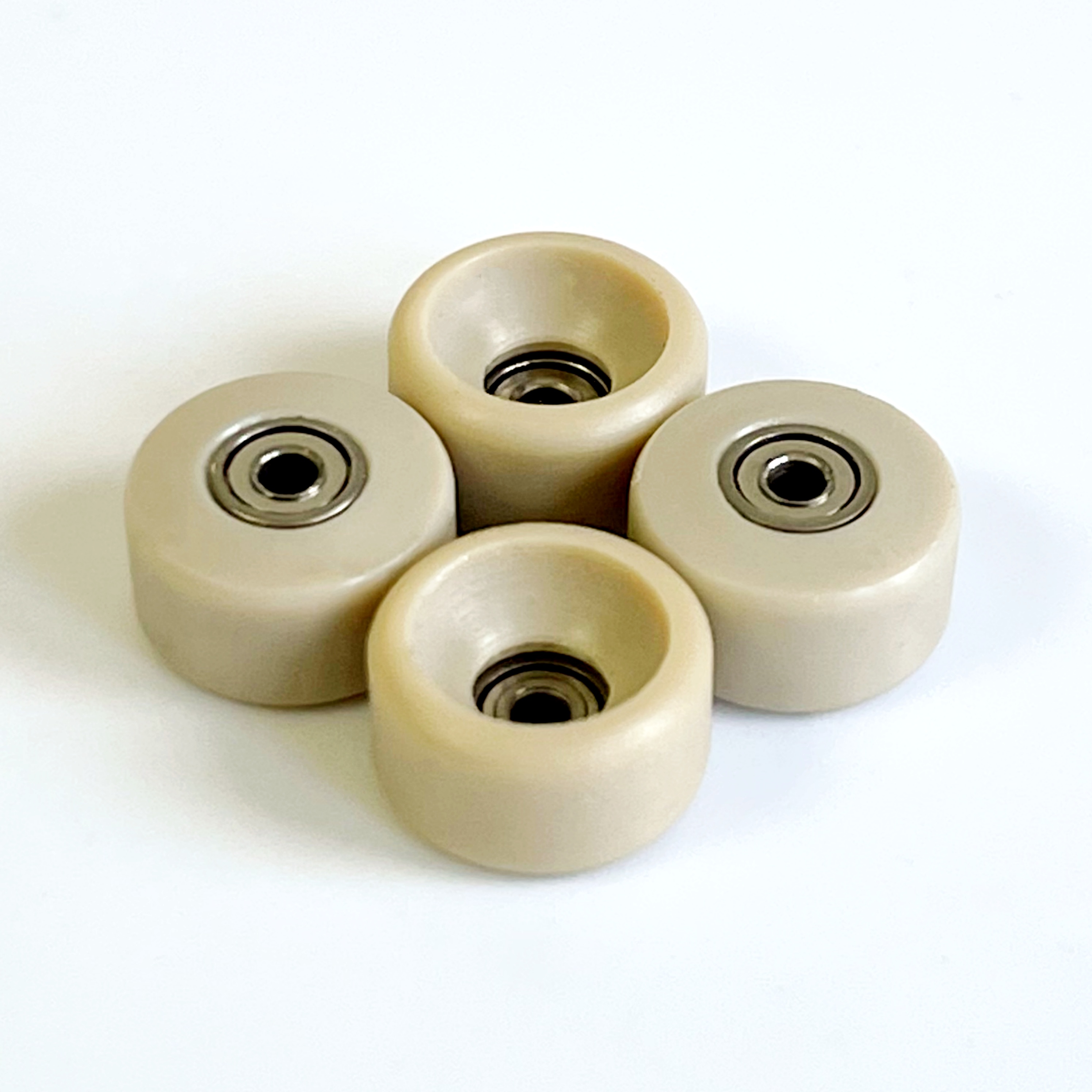 Schüsselförmige Griffbretträder aus CNC, hergestellt mit Hochgeschwindigkeitslager für Mini-Skateboard-Finger-Skate-Board-Spielzeug