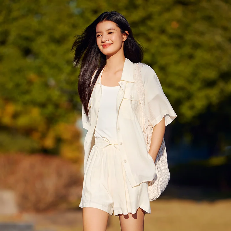 Semir-Set für Damen, mittellanges Oberteil und Shorts, 2024, neue Sommerversion, locker strukturiertes zweiteiliges Set