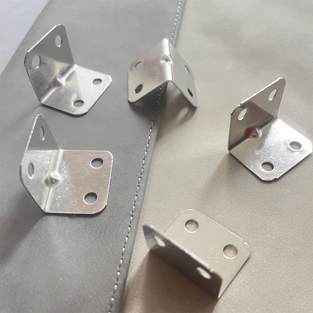 Stainless steel L-shaped corner code right Angle laminate furniture board hardware right Angle bracket cabinet small connector