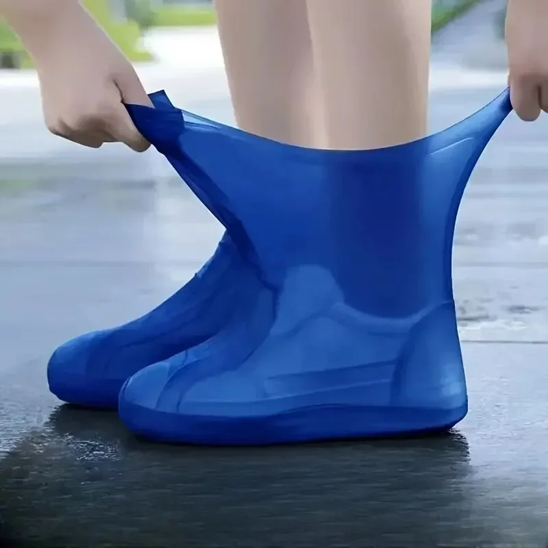 1 Paar wasserdichte Latex-Überschuhe, lippenbeständige Gummi-Regenstiefel, Regenausrüstung, Überschuhe, Zubehör für regnerische Tage im Freien