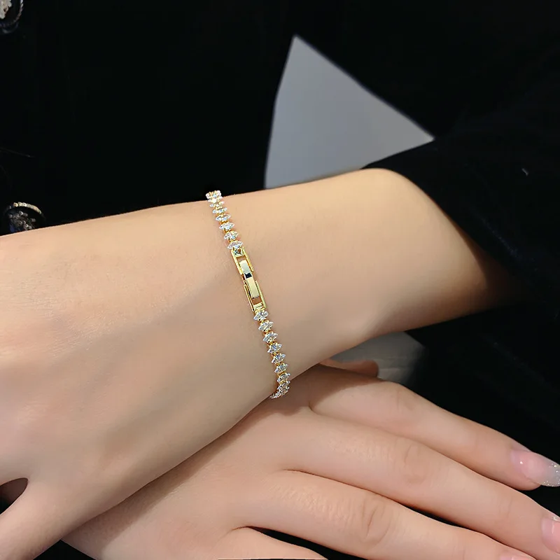 Pulseras de cadena geométrica de cristal romano de lujo para mujer, pulsera gótica de moda con diamantes de imitación, pulsera con dije de marquesa, regalo de joyería