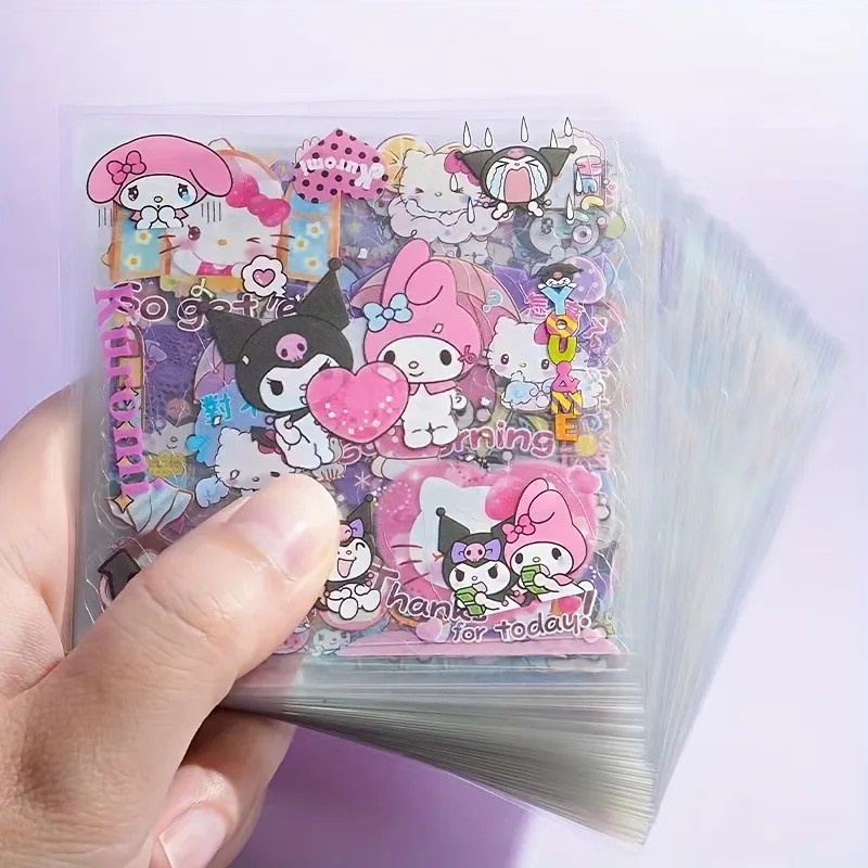 Niesciągający się 100-częściowy zestaw naklejek Cinnamoroll Kuromi Wodoodporna naklejka papiernicza Pudełko na prezent Prezent urodzinowy