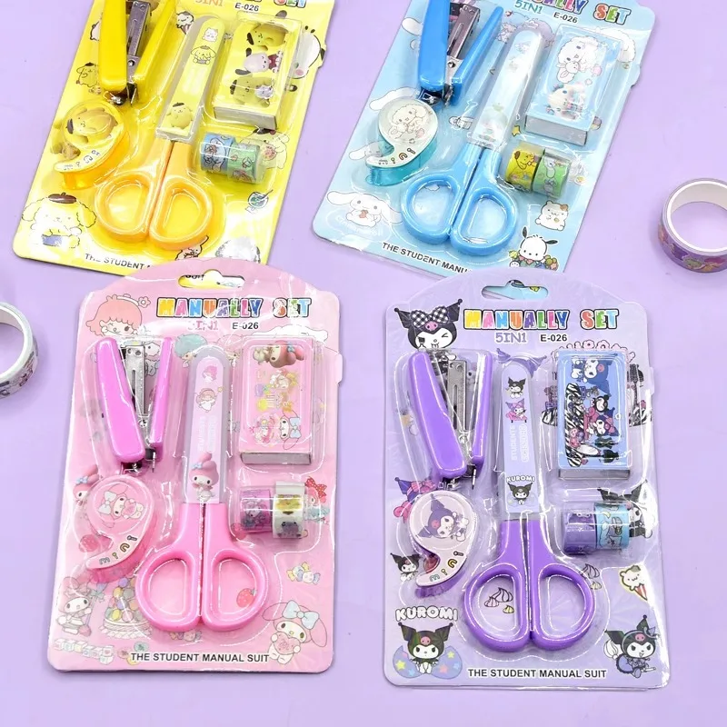 Set di cancelleria per cartoni animati Kuromi Kitty Cucitrice Combinazione di nastri Forniture per studenti scolastici Cucitrice per rilegatrice di libri domestici