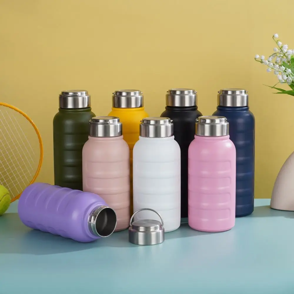Botol Air Termos Dinding Ganda Pegangan Portabel 750Ml/1000Ml Botol Air Terisolasi Ramah Lingkungan Desain Anti Bocor