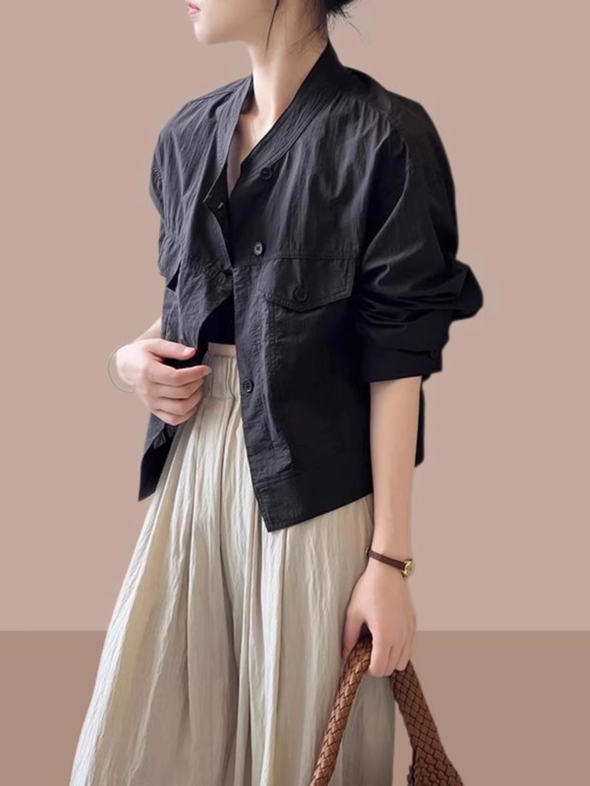 Csa Fena E de Verão 2025: Nova Coleção Coreana Solta e Respirável com Gola Alta Fina e Moderna