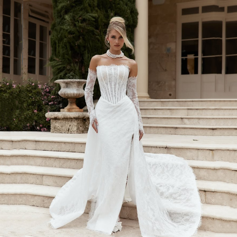 Customized Luxury Lace Appliques Mermaid Wedding Dresses White Sexy Strapless Backless Sleeveless High Slit Bridal Gowns 2026
