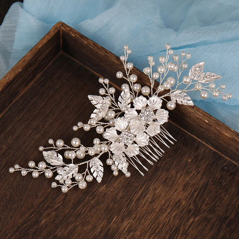 Fiore color argento Perla Strass Pettine per capelli Fascia Accessori per capelli da sposa per le donne Sposa Tiara Fascia per capelli Gioielli per capelli