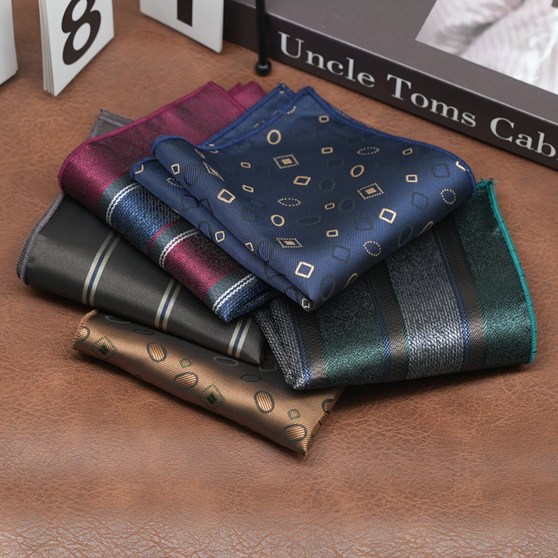 Nieuwe Mode Polyester Jacquard Sneeuwster Gedrukt Pochet Heren Bruin Gestreepte Zakdoek Bruiloft Pak Accessoires