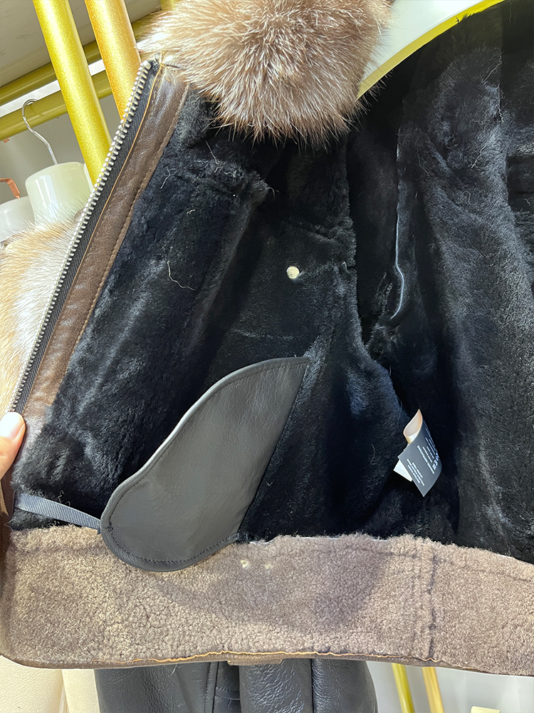 女性用本革ジャケット,天然メリノシープファーコート,本物のキツネの毛皮の襟,厚くて豪華な,暖かい冬,2024