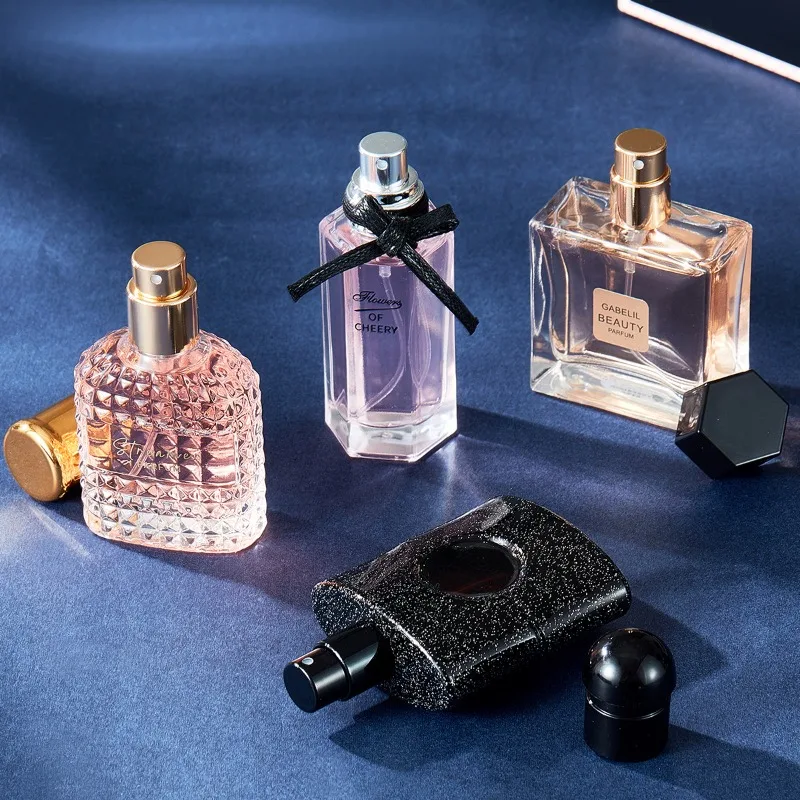 オリジナル女性香水ギフトボックス香水セット 4 個 * 25 ミリリットル長期的な新鮮な香りオードトワレギフト女性男性フェロモン