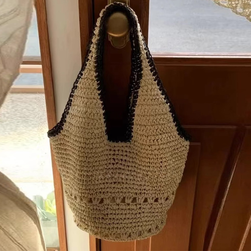 Torba ze słomy o dużej pojemności dla kobiet, tkana, modna, ręcznie robiona torba na ramię w stylu boho, ekskluzywna torba plażowa na wakacje nad morzem.