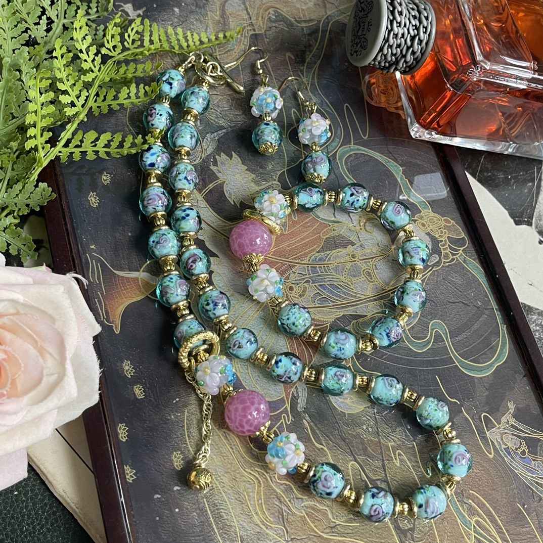 ヴィンテージ手作りビーズガラスセーターチェーンイヤリングネックレス女性の女の子チョーカージュエリーアクセサリー