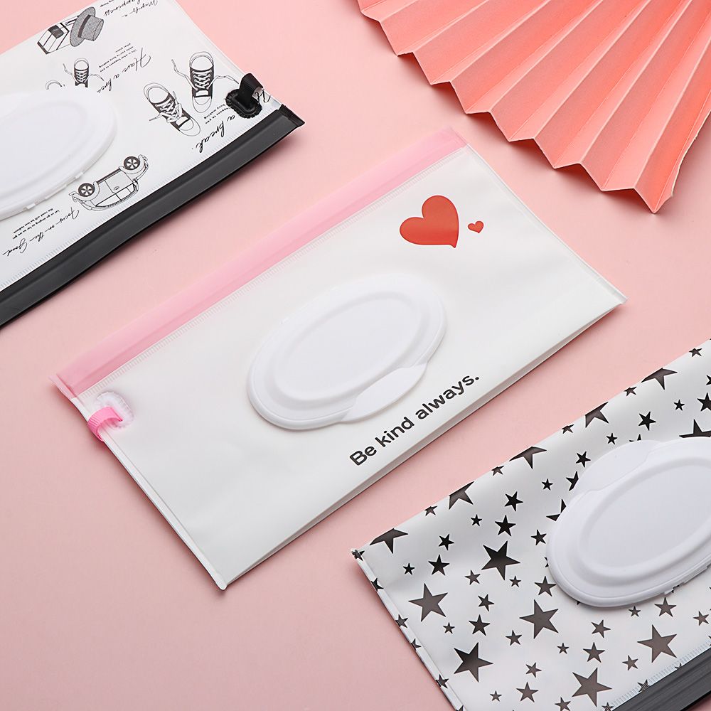 Useful Outdoor Carrying Case Snap-Strap Baby Product Portable Cosmetic Pouch Wet Wipes Bag Stroller Accessories Tissue Box