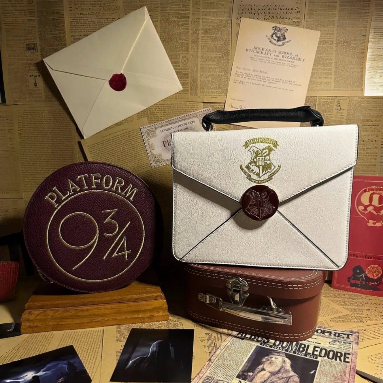 Bolso de mano MINISO Harry Potter para mujer, bolso cruzado con diseño de sobre de Hogwarts de cuero PU, bolso de hombro blanco para niñas