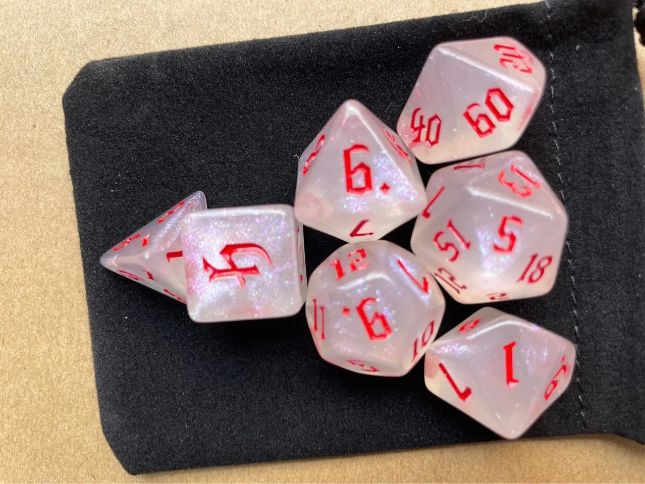7 Pcs Set New Glitter Gold Font Polyhedral Table Game Digital Dice for DND TRPG RPG D20 D12 D10 D8 D6 D4 Board Gaming Dices Kit