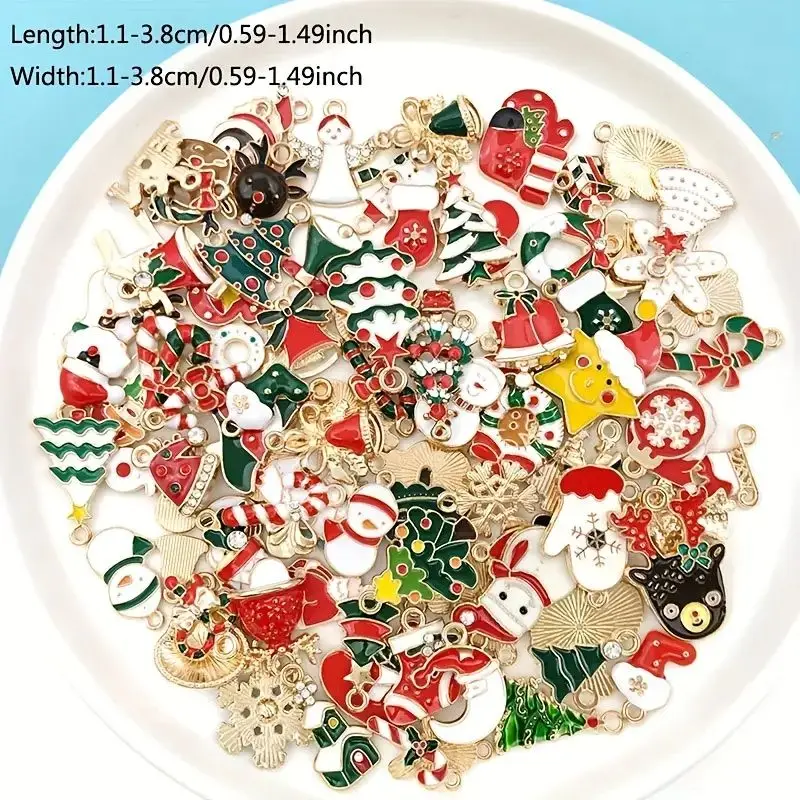 สุ่ม 30/50 ชิ้นผสมสีสไตล์คริสต์มาสลวดลายเคลือบโลหะผสมจี้ขนาดเล็กเครื่องประดับทําอุปกรณ์ DIY เข้าถึง