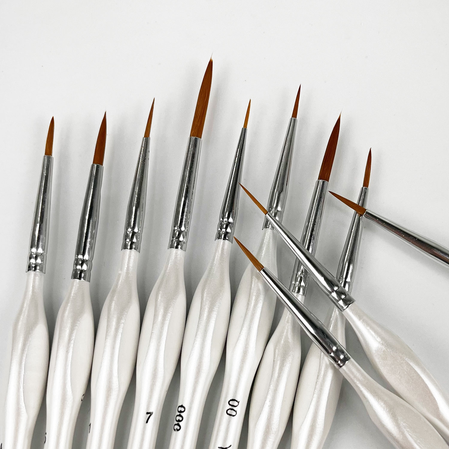 Yutiars 디테일 페인트 브러시 세트, 미세 디테일링 및 아트 페인팅용 미니어처 브러시, 아크릴, 오일, 수채화 및 페인트, 11 개