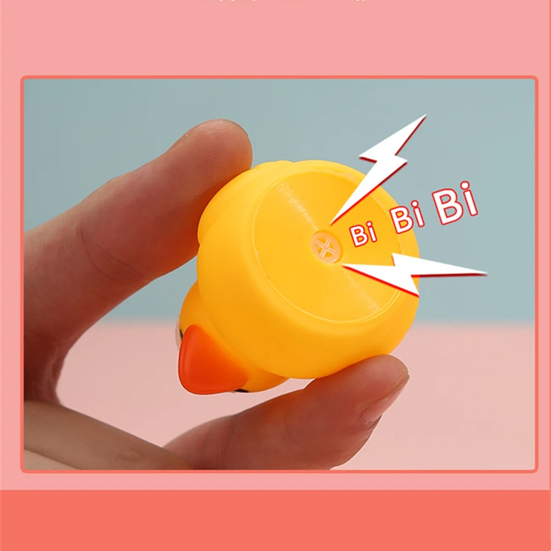 6/1PC คริสต์มาสเป็ดสีเหลืองเล็กๆเด็กของเล่นนวดเรียกว่าการสร้างแบบจําลองเป็ดยางของเล่นเครื่องประดับรถของเล่นอาบน้ําเด็ก