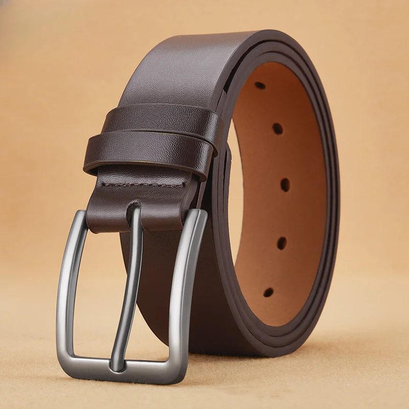 An Elegant Men's Casual Business Style Belt，Equipped with Square Alloy Buckle，Durable Anti-Stretch Imitation Leather，Suitable fo
