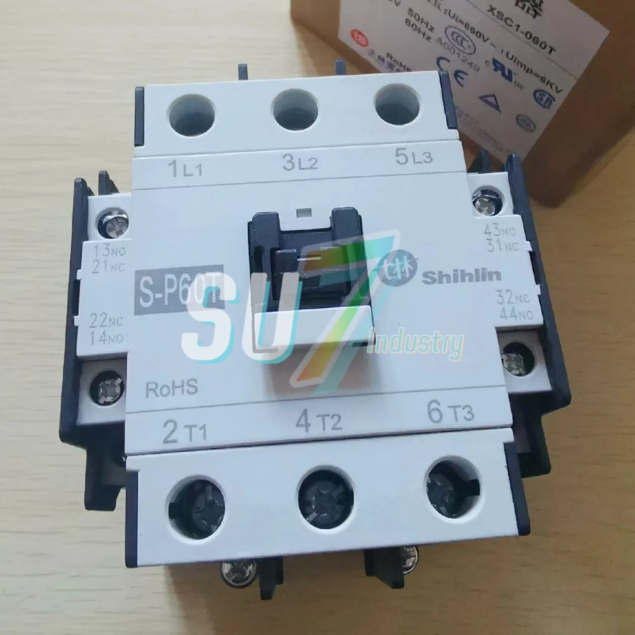Magnetic Contactor    S-P60T AC220   S-P40T     New In warehouse