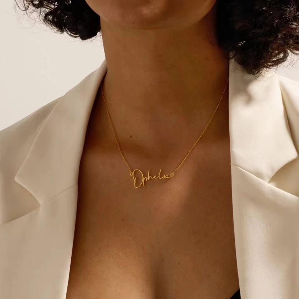 Collar con letras y nombre personalizado, colgante Simple de acero inoxidable personalizado, cadena para clavícula, joyería para mujer, regalo del Día de San Valentín