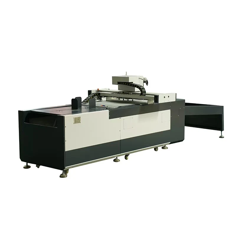 Macchina per la produzione di confezioni regalo di Natale, plotter digitale a base piatta, macchina per tagliare e imballare la carta A4