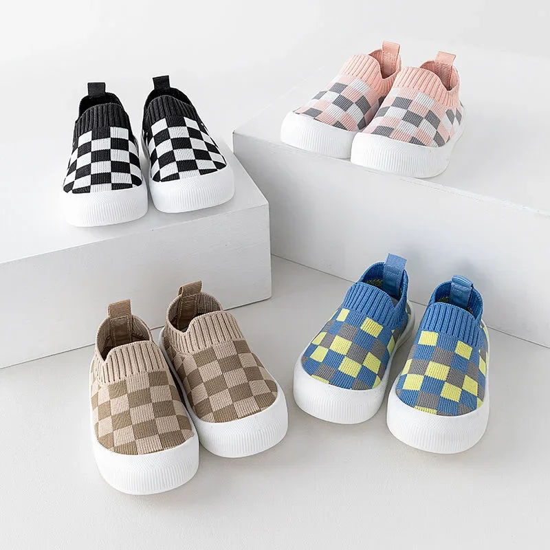 Sapatos de bebê com sola macia, sapatos de caminhada para bebês, calçados esportivos versáteis, respiráveis e antiderrapantes, primavera e outono nova moda