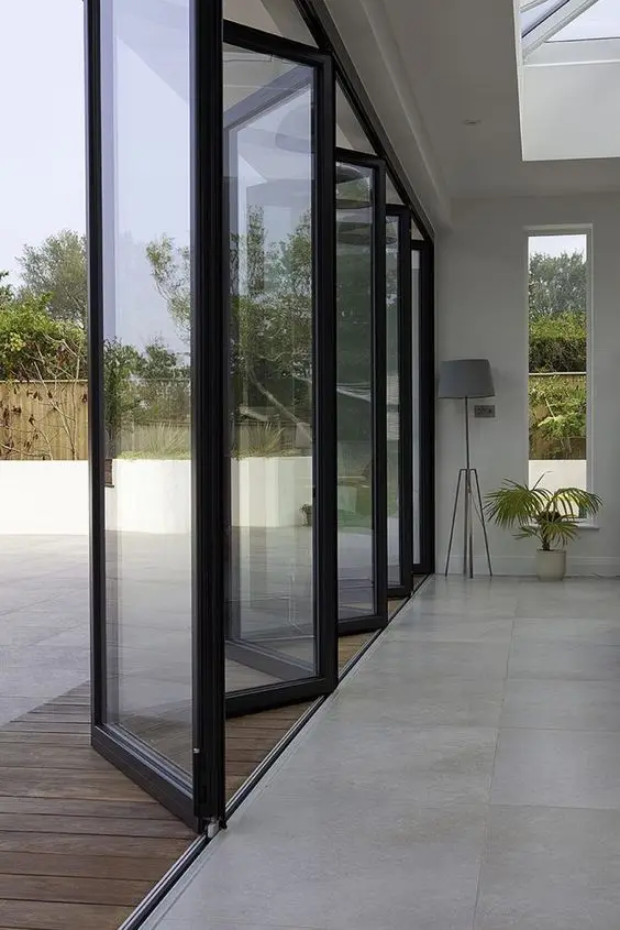 Porte a fisarmonica pieghevoli Sixinalu Porte d'ingresso esterne Profilo in lega di alluminio Porta d'ingresso Porte d'ingresso in metallo per la casa personalizzate