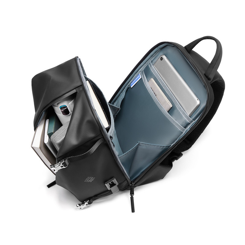 Bolsa de peito expansível com design tendência para homens, bolsa de ombro ao ar livre com porta USB, bolsa crossbody oxford à prova d'água para IPAD de 9,7 polegadas